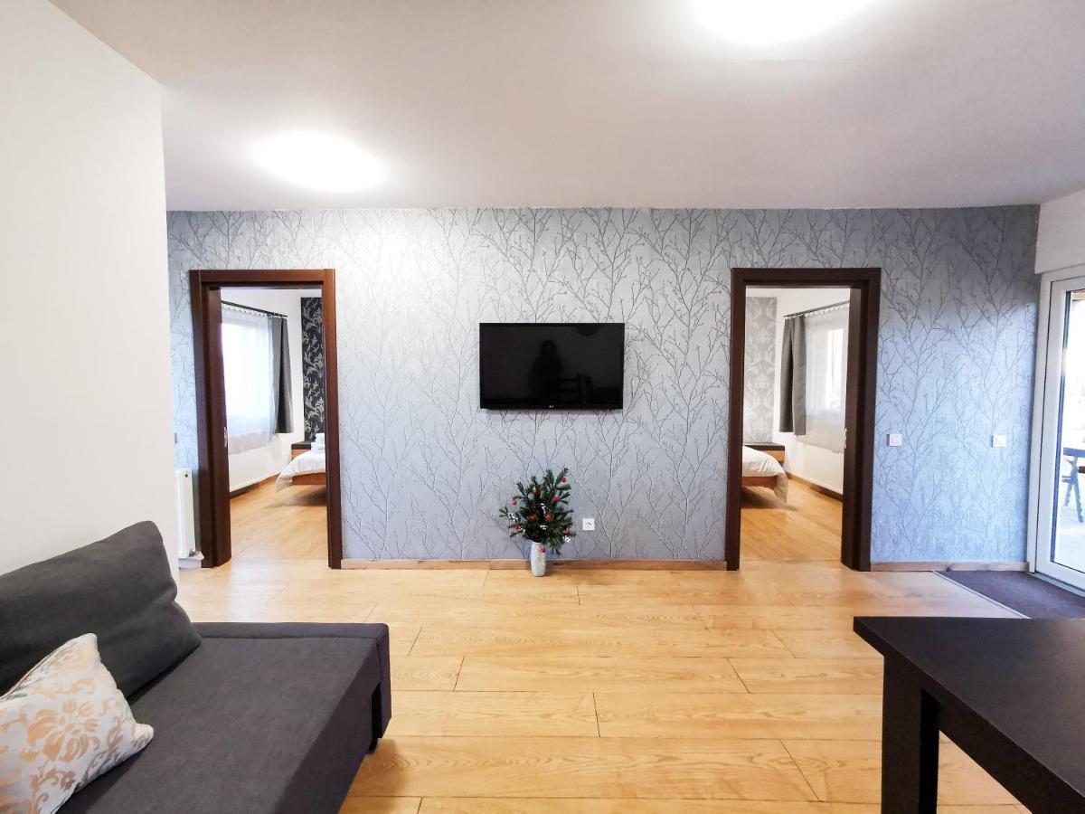 Rîşnov Cedar Crest 아파트 호텔 외부 사진
